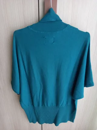 Jersey premamá cuello alto verde