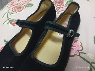 Zapatos de terciopelo negros