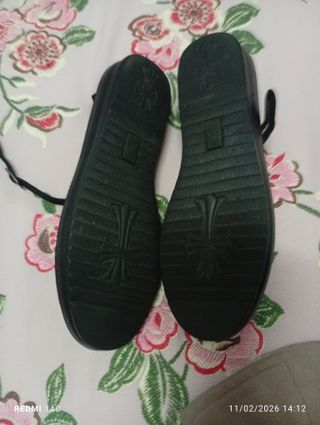 Zapatos de terciopelo negros