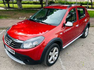 Sandero Stepway 2013