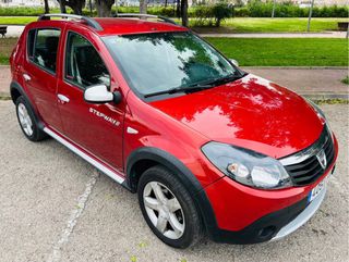 Sandero Stepway 2013
