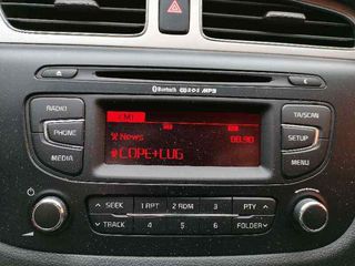 SISTEMA AUDIO / RADIO CD KIA CEED (8)