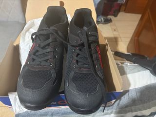 Zapatillas Sparco Negras y Rojas