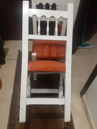 6 Sillas Vintage Naranja y Blanco