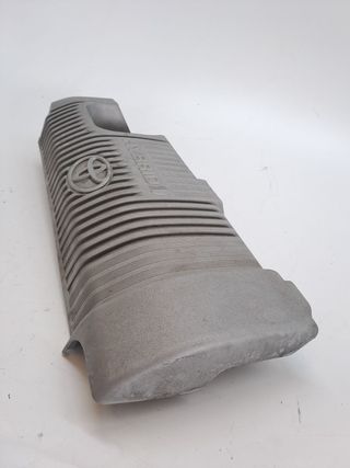 TAPA MOTOR TOYOTA YARIS (4)