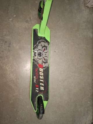 Patinete Booster B12
