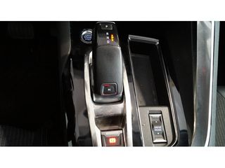 Peugeot 5008 PureTech 130 S&S Allure Pack EAT8 96 kW (130 CV)