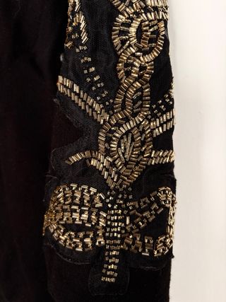 Sudadera Gucci Negra con Detalles Dorados