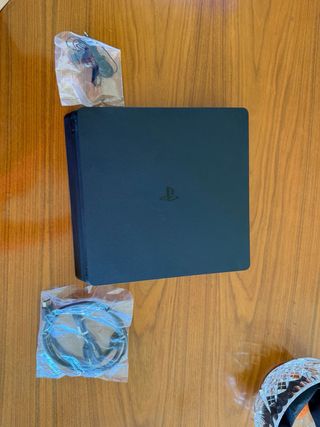 Pack PS4 1TB + Mando + 7 Juegos