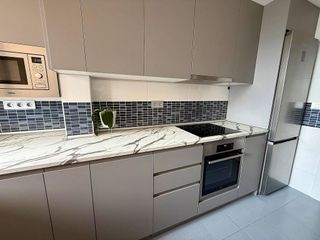 Piso en alquiler en Pueblo Poniente en Benidorm