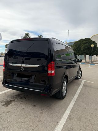 Mercedes-Benz Clase V220 2015