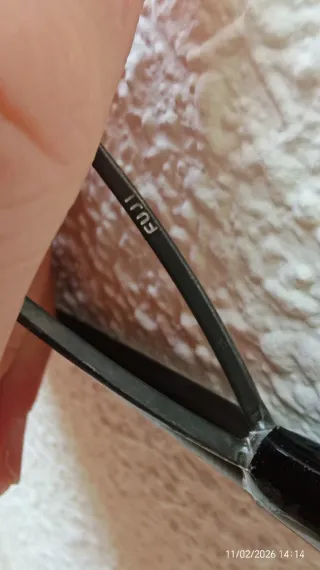 Caña y carrete de pesca spinning