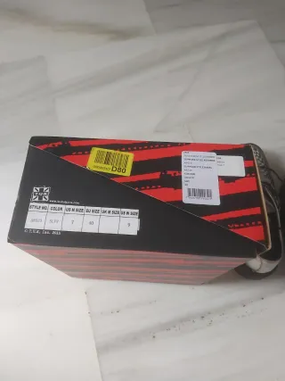 Zapatos con plataforma, plateados, Talla 40.