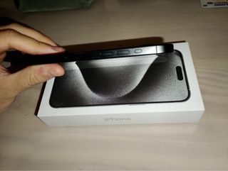 iPhone 15 Pro Max 256GB Negro Titanio.