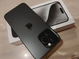 iPhone 15 Pro Max 256GB Negro Titanio.