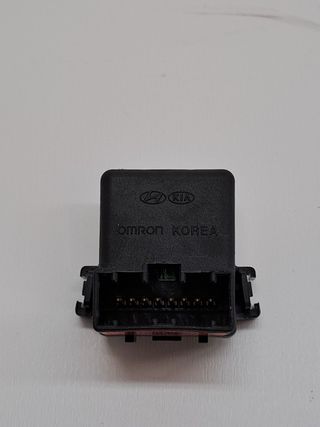 LUZ INTERIOR KIA XCEED (4)