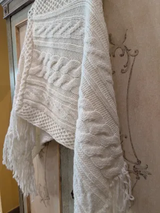 Mantella Lana Bianca Eleonora Amedei