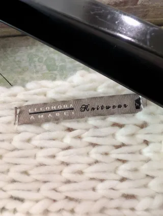 Mantella Lana Bianca Eleonora Amedei