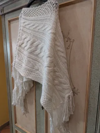 Mantella Lana Bianca Eleonora Amedei