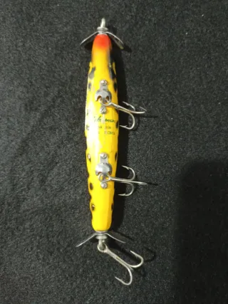 Señuelo pesca Shakespeare Slim Jim Hong Kong