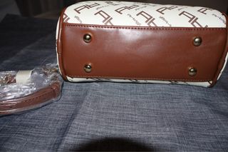 Borsa bauletto Artigli con tracolla