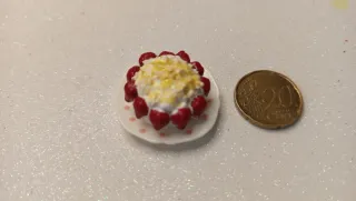 Mini Torta Rotonda con Fragole