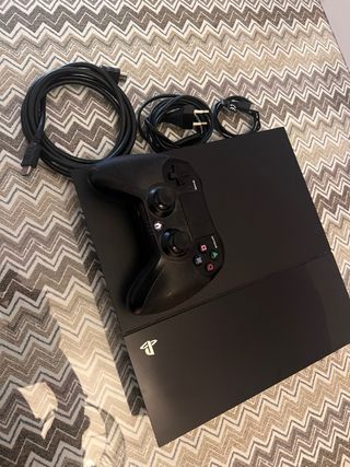 PS4 1TB Negra - Buen Estado