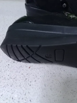 Zapatos negros cuña cremallera n.39