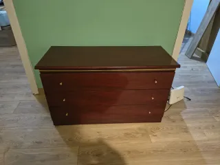 Mesa comedor y mueble TV madera