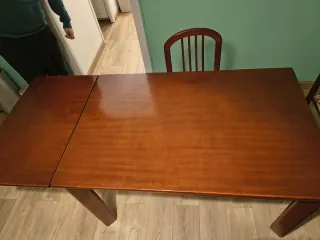 Mesa comedor y mueble TV madera