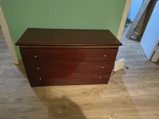 Mesa comedor y mueble TV madera