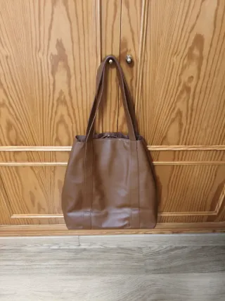 Bolso de mano marrón