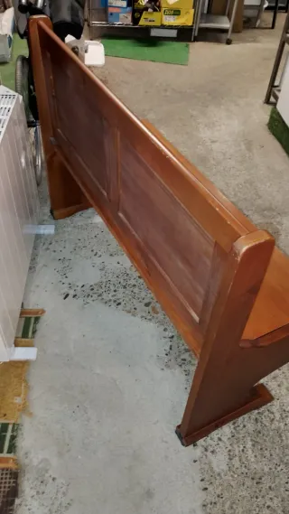 Banco de madera con baúl. 2a OPORTUNITAT.