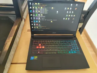 Portátil Gaming MSI Katana 15 B12VFK