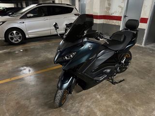 Yamaha Tmax Tech Max 2023 Negra/Verde