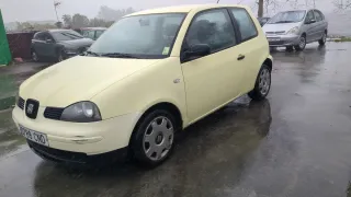 SEAT Arosa 2004
