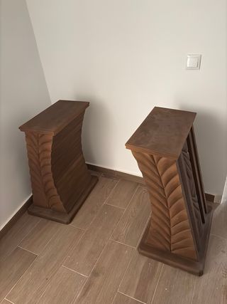 Mesa de comedor de madera