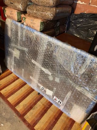 Mesa de comedor de madera