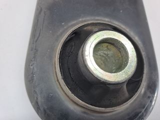 BRAZO SUSPENSION INFERIOR DELANTERO DERECHO CITROEN C3 (5)