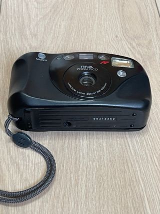 Minolta Riva Zoom Pico AF