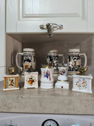 Macinini in porcellana decorati