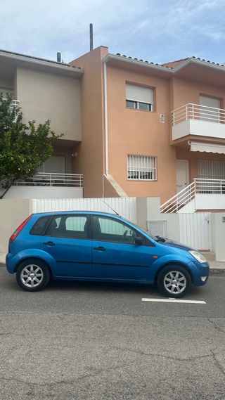 Ford Fiesta 2004