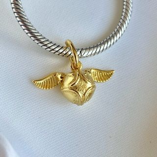 CHARM HARRY POTTER SNITCH DORADA QUIDDITCH