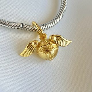 CHARM HARRY POTTER SNITCH DORADA QUIDDITCH