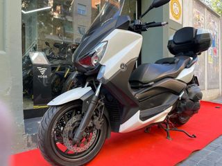 Yamaha XMAX 400 Scooter Maxi