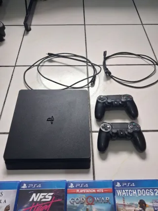 PS4 Slim + 2 Comandos + 16 Jogos