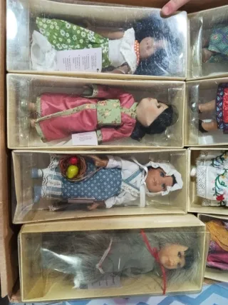 Muñecas de Porcelana Colección 8 diferentes
