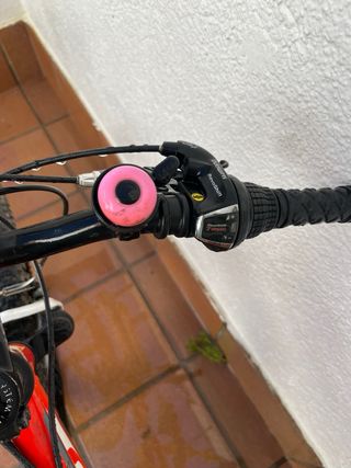 Bicicleta de montaña roja para personas de 8-12a