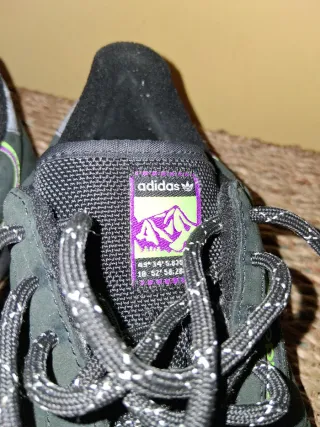 Zapatillas Adidas Talla 40 Negras y Verdes