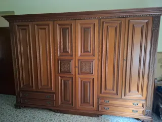 Camera da letto completa legno massello